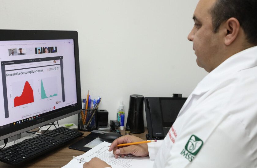 coordinador de Atención Oncológica, doctor Enrique López Aguilar