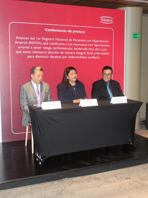 Conferencia de prensa de tratamiento del riesgo cardiovascular