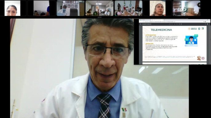 doctor Enrique López Aguilar, titular de la Coordinación de Atención Oncológica en reunión de atencion de pacientes pediatricos oncologicos en el IMSS y los avances en servicios de telemedicina