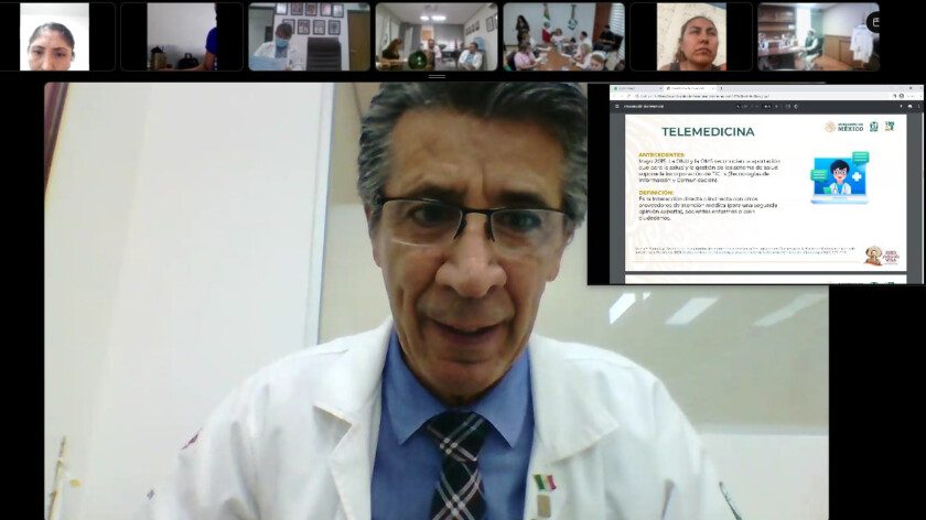 doctor Enrique López Aguilar, titular de la Coordinación de Atención Oncológica en reunión de atencion de pacientes pediatricos oncologicos en el IMSS