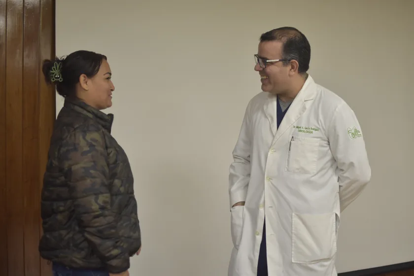 Agradecimiento al Dr. Miguel Ángel García Rodríguez por cirugía pediátrica en vías urinarias