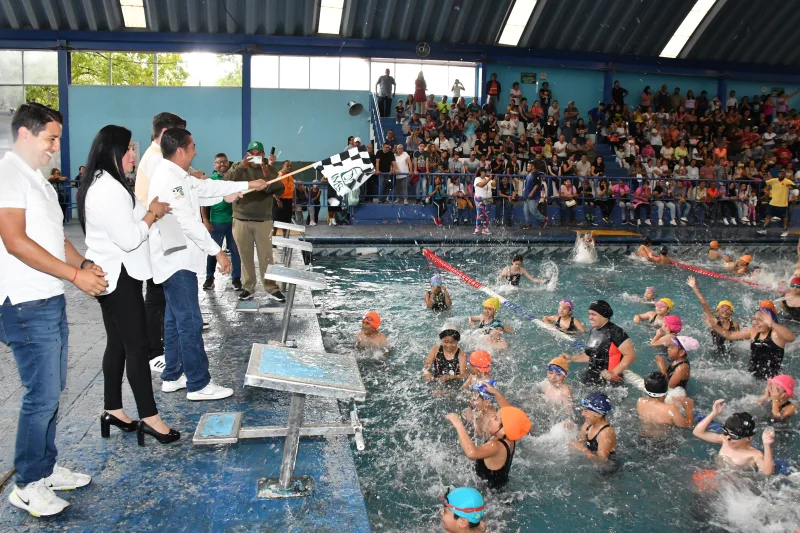 Banderazo de inicio del Curso Vacacional Recreativo del IMSS