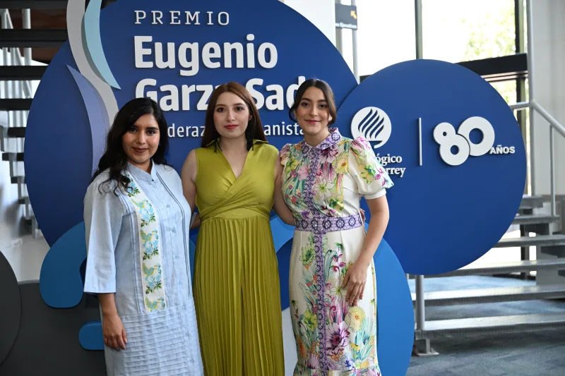 Estudiantes de Querétaro ganan el Premio Eugenio Garza Sada por concientizar sobre la educación menstrual