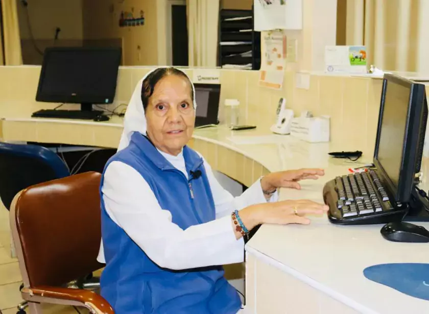 hermana Esperanza García recibió atención oportuna por parte de especialistas en Guaymas
