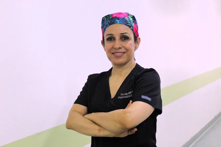 jefa del Servicio de Cirugía Oncológica Pediátrica del Hospital General del CMN La Raza, doctora Edna Zoraida Rojas Curiel