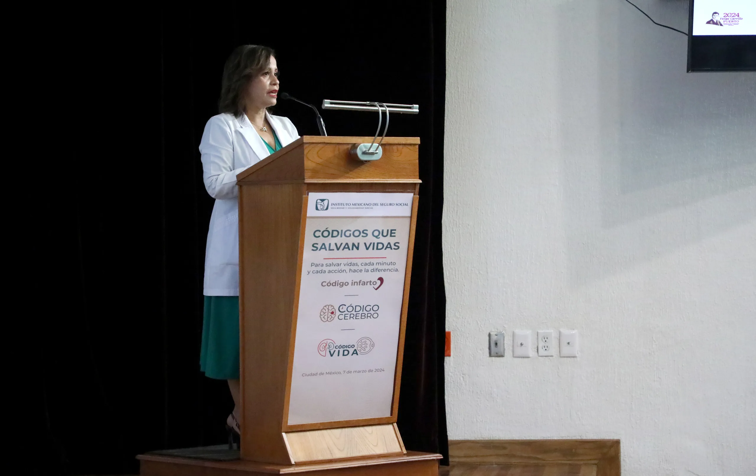 Directora de Prestaciones Médicas del IMSS, doctora Célida Duque en el evento “Códigos de Urgencias que salvan vidas”