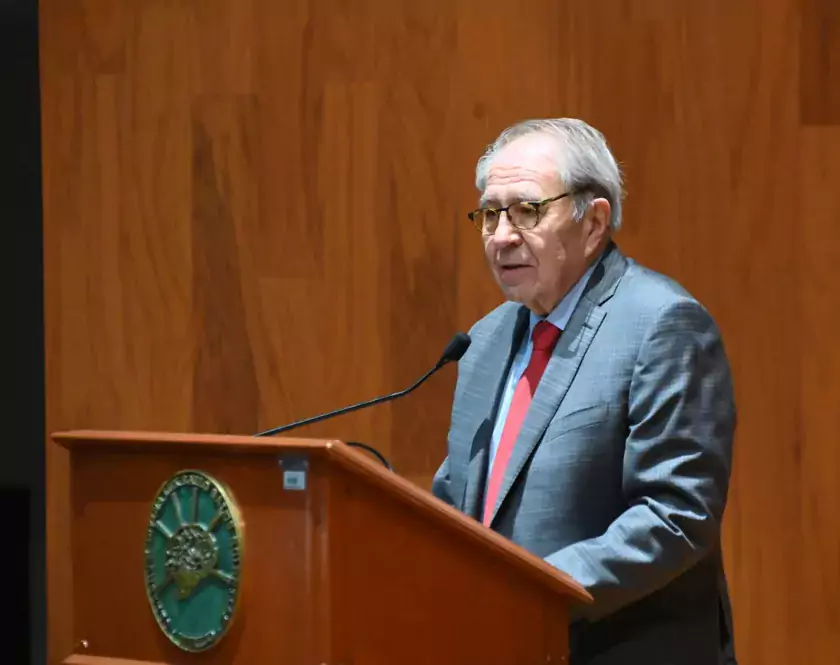 Alcocer Varela, secretario de Salud en el 60 aniversario del INNNMVS