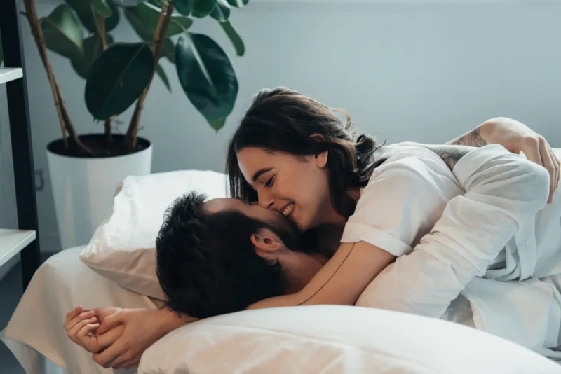 Día Internacional del Beso: celebra la conexión con tu pareja