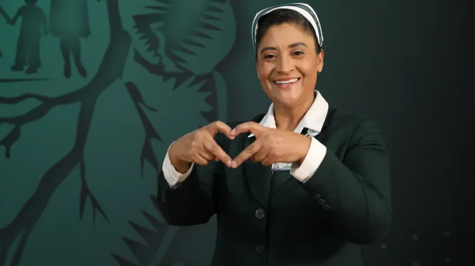 Maestra Fabiana Maribel Zepeda Arias informa del Día Internacional de la Enfermería