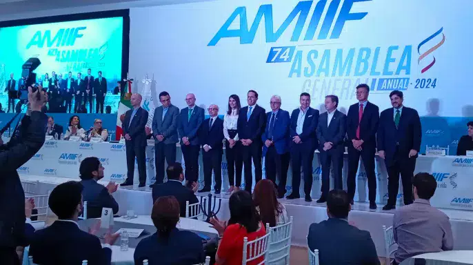 Presentación de nueva vicepresidenta de la AMIIF