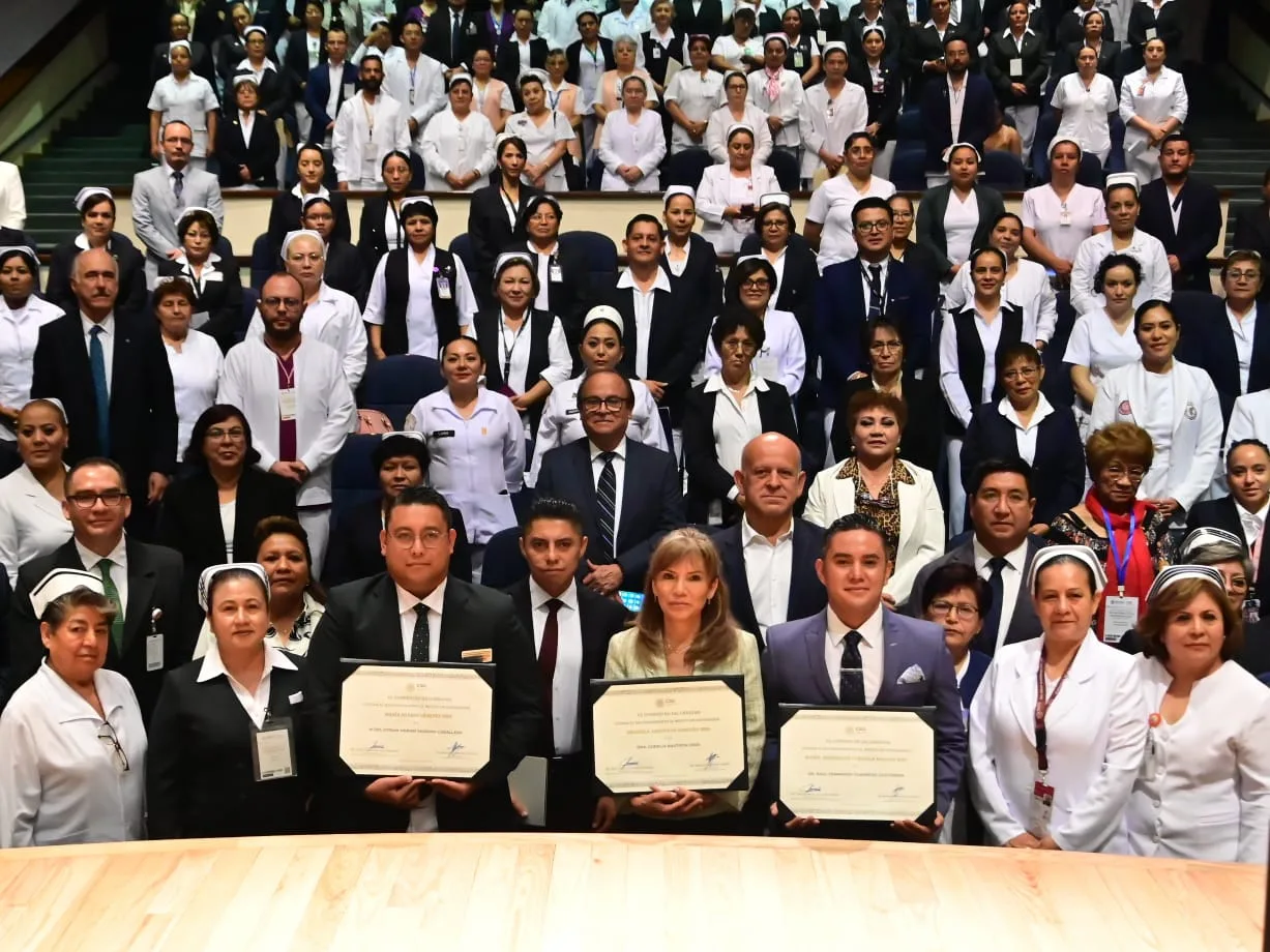 Ceremonia por el Día Nacional de la Enfermería