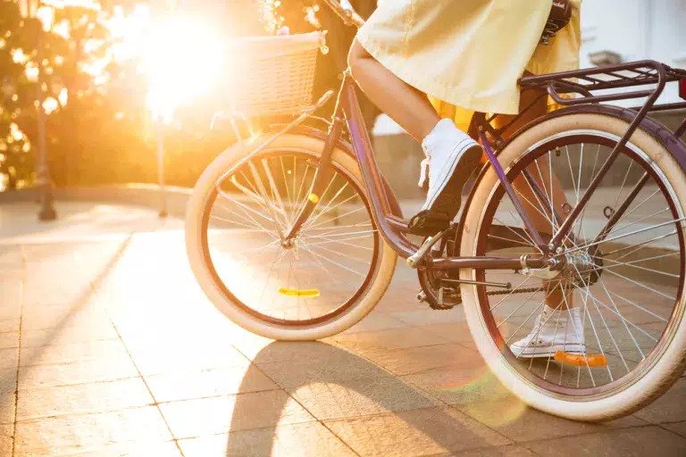 ¡Feliz día de la bicicleta! 5 beneficios para la salud y un poco de historia