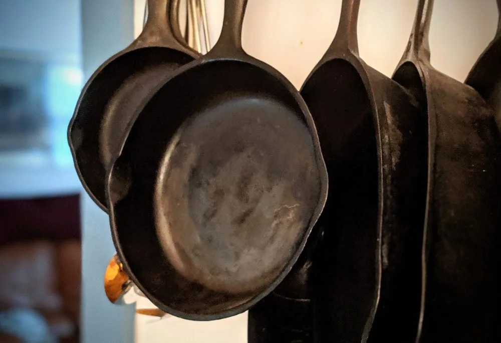 Depositphotos_318716972_S ¿Sabes si tus sartenes viejos dañan tu salud?