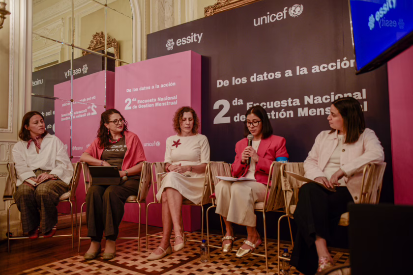 Voceras Essity, UNICEF y Menstruación Digna